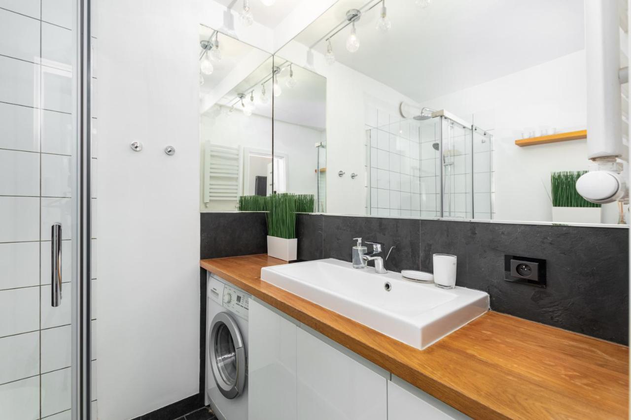 Corazziego 4 By Homeprime Warsaw Exterior photo